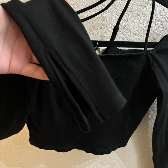 NEW Naked Wardrobe Black Long Slitted Sleeve Snatched Cross Strap Crop Top - Picture 5 of 7